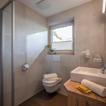 Bed & Breakfast Gaestehaus Rauch Schwendau