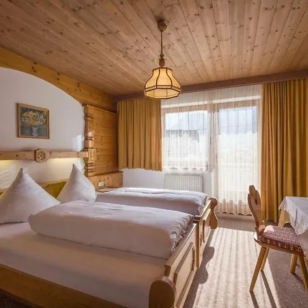 Gaestehaus Rauch Schwendau