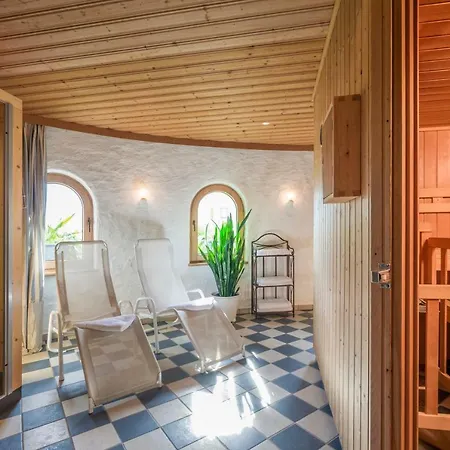 Gaestehaus Rauch B&B 슈벤다우