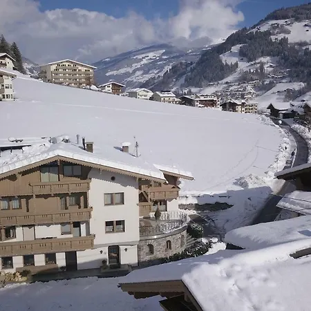 Gaestehaus Rauch Couette-café Schwendau