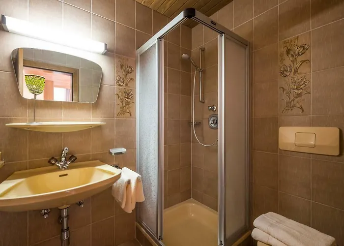 Gaestehaus Rauch Bed and breakfast Schwendau