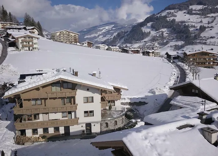 Gaestehaus Rauch Bed & Breakfast Schwendau